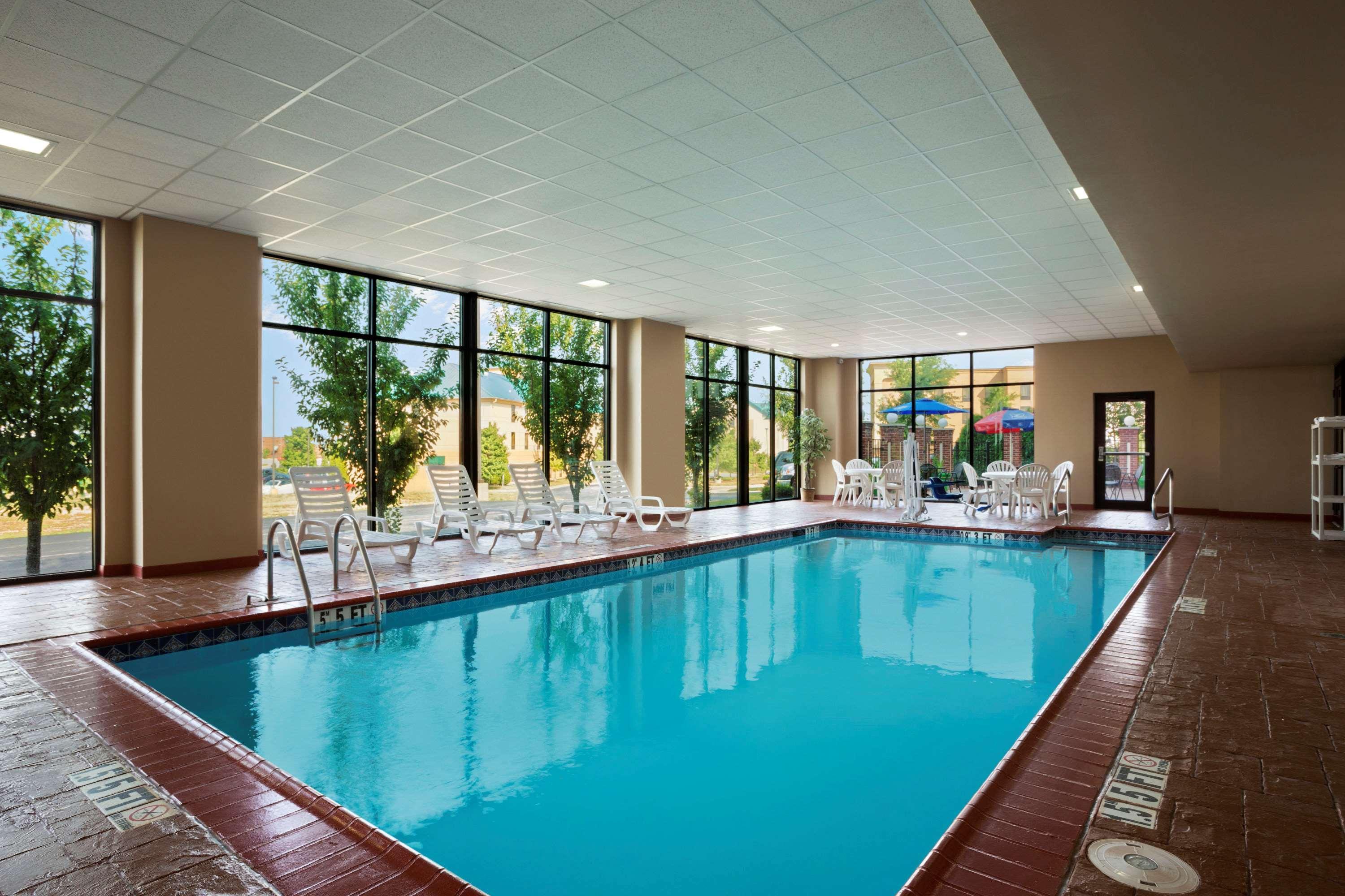 Wingate By Wyndham Louisville East Eksteriør bilde