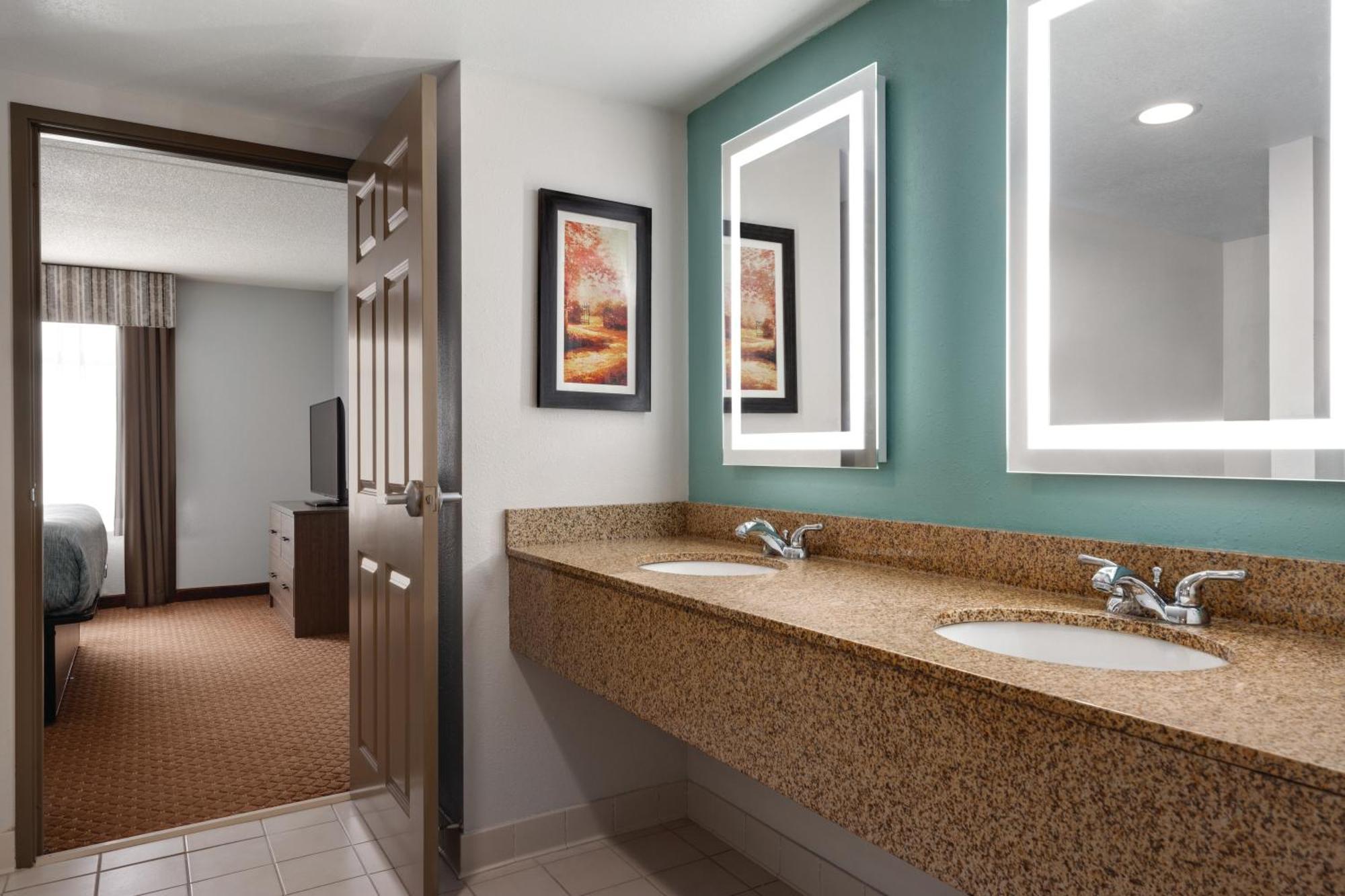 Wingate By Wyndham Louisville East Eksteriør bilde